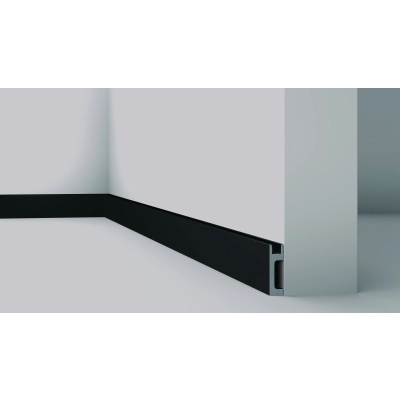 IL10 BLACK WALLSTYL SOCKELLEISTEN